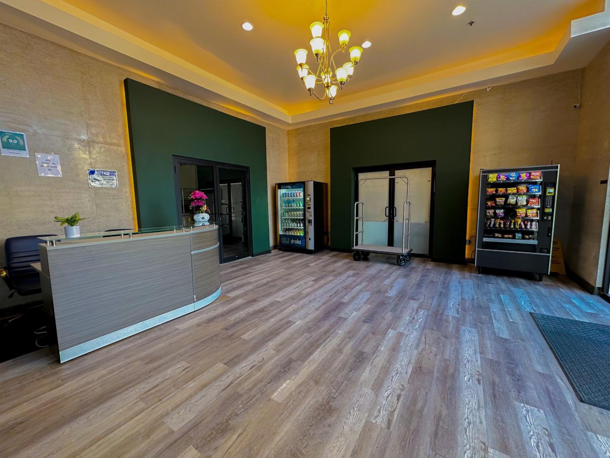 Bright 2Br Luxury Corner Suite With Optional Parking Sleeps 6 Guests Near Mccormick Place And Soldier Field Chicago Ngoại thất bức ảnh