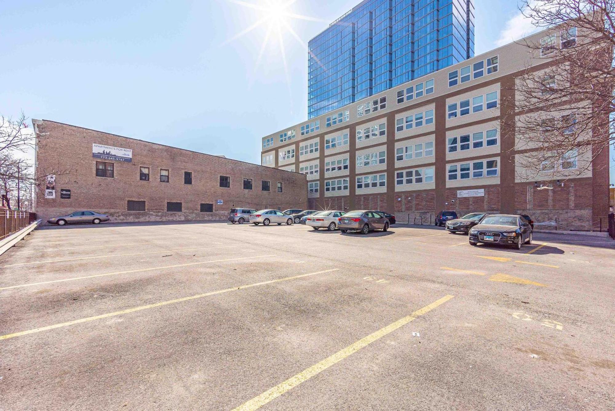 Bright 2Br Luxury Corner Suite With Optional Parking Sleeps 6 Guests Near Mccormick Place And Soldier Field Chicago Ngoại thất bức ảnh