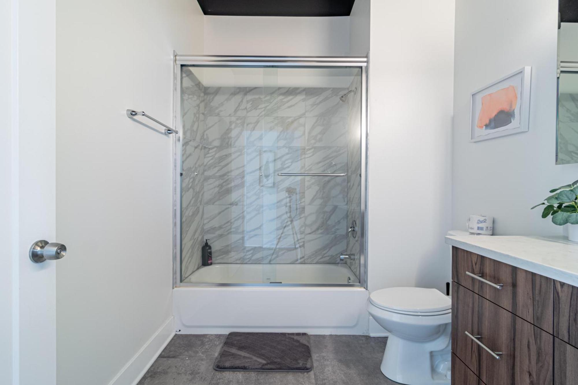 Bright 2Br Luxury Corner Suite With Optional Parking Sleeps 6 Guests Near Mccormick Place And Soldier Field Chicago Ngoại thất bức ảnh